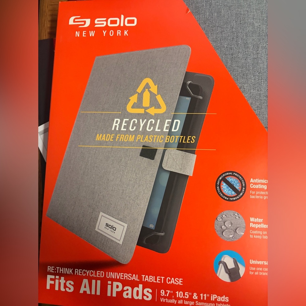🆕🩶Solo Gray Universal Tablet Cover🩶